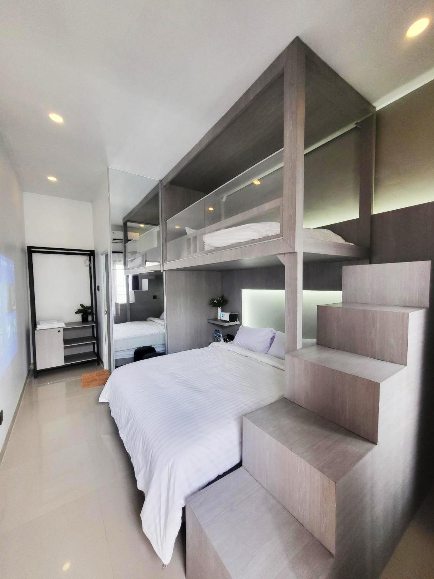 Cabin15 - Syariah Blitar Экстерьер фото
