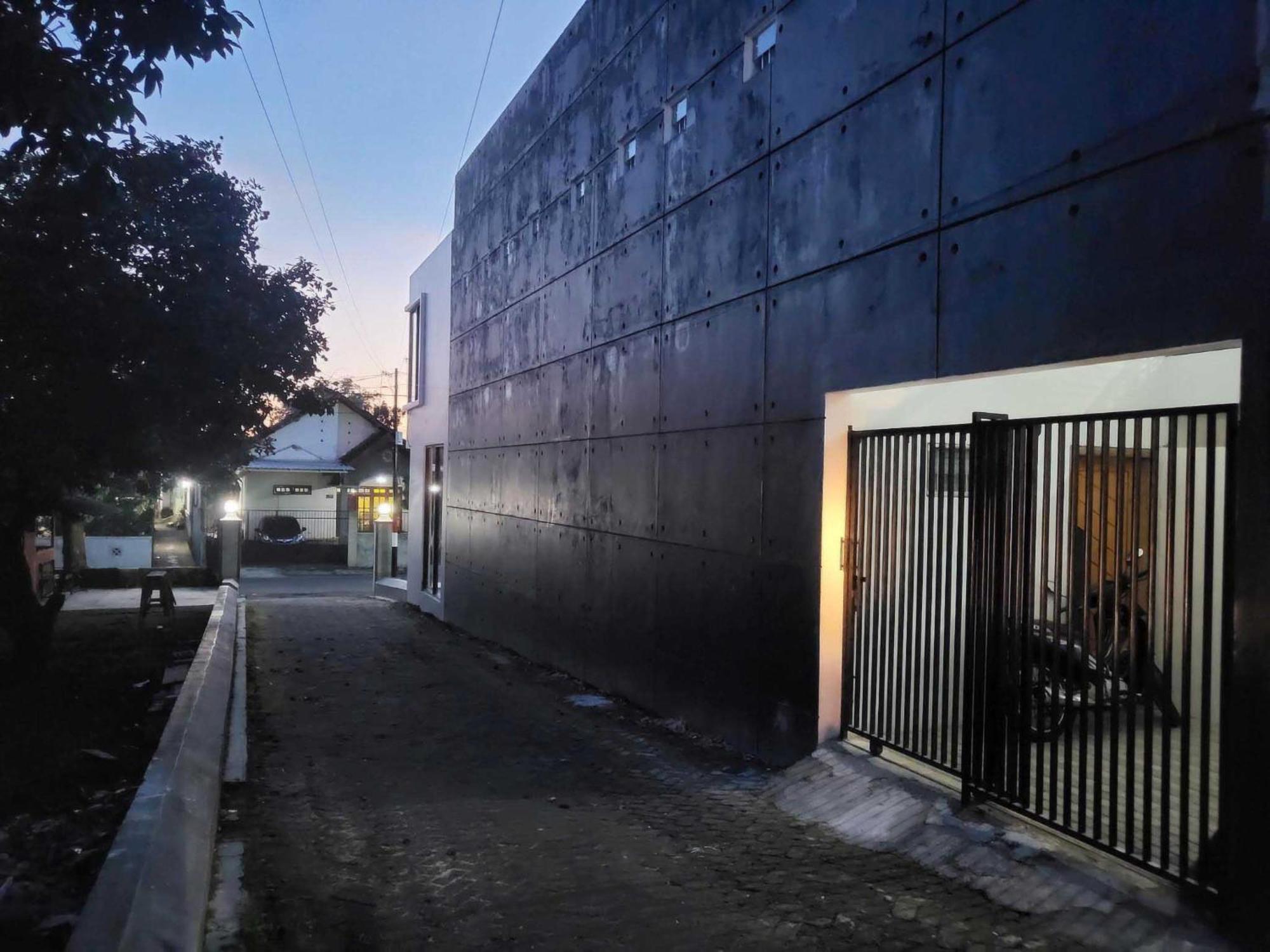 Cabin15 - Syariah Blitar Экстерьер фото