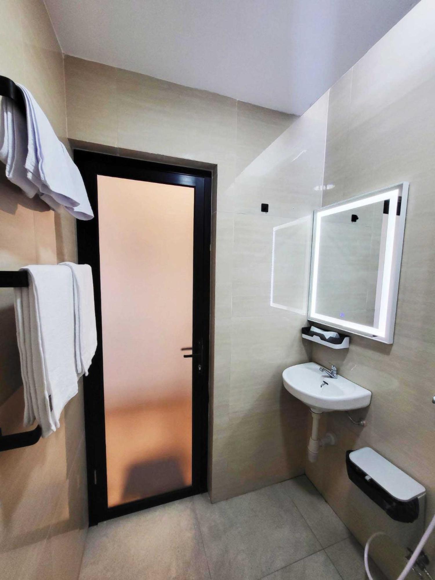 Cabin15 - Syariah Blitar Экстерьер фото
